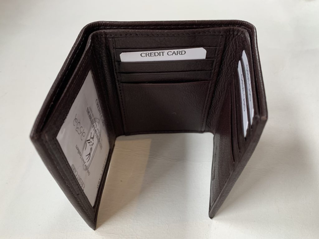 MEN'S LEATHER TRIFOLD WALLET 2532 Deerfield Leathers